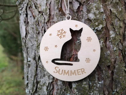 Personalized cat ornament,Christmas cat ornament,Christmas tree decoration,Custom cat shape,Cat name engraved,Cat breed, Bauble