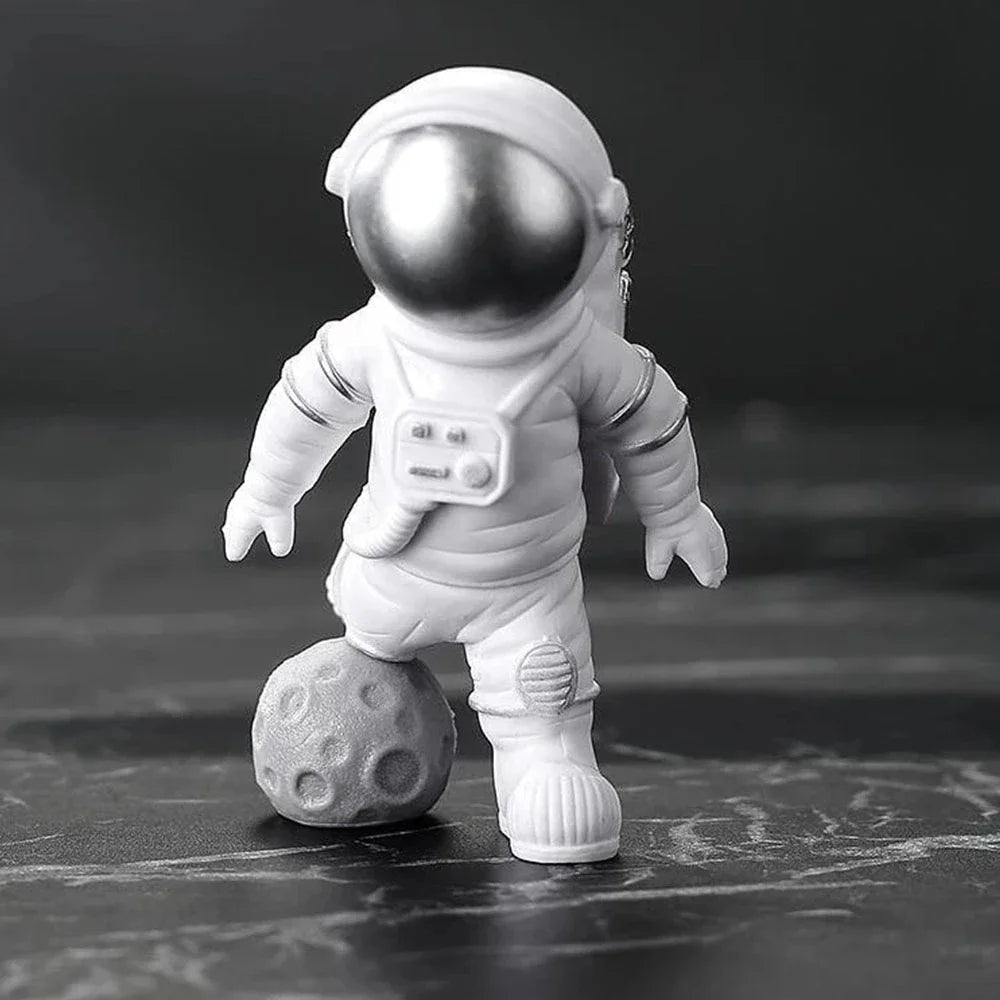 4-Pack Astronaut Figurine Set