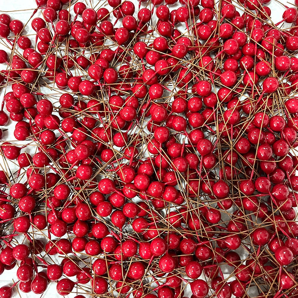 100/500PCS Christmas Berries Artificial Red Berry Flowers Pearl Stamens Small Foam Cherry New Year Party DIY Wreath Tree Decor