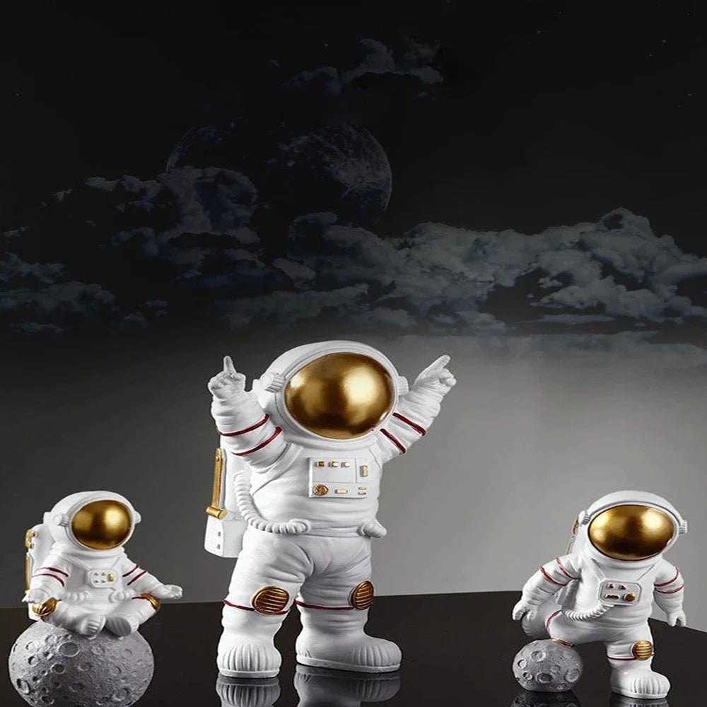 4-Pack Astronaut Figurine Set